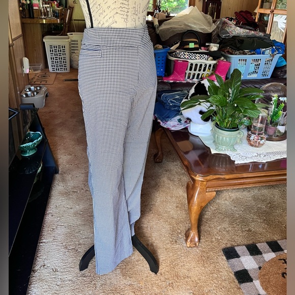 NWT Kim Rogers pull on straight pants with tummy control size 16 short. - Picture 7 of 16